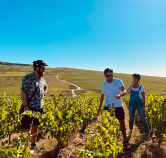 Randonnée en vélo électrique dans les vignobles champenois